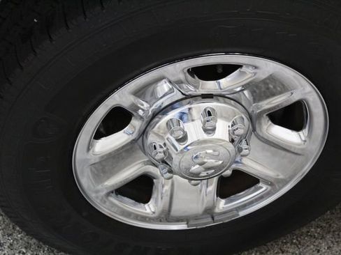 Used 2018 RAM 2500 Tradesman w/ Chrome Appearance Group image 26