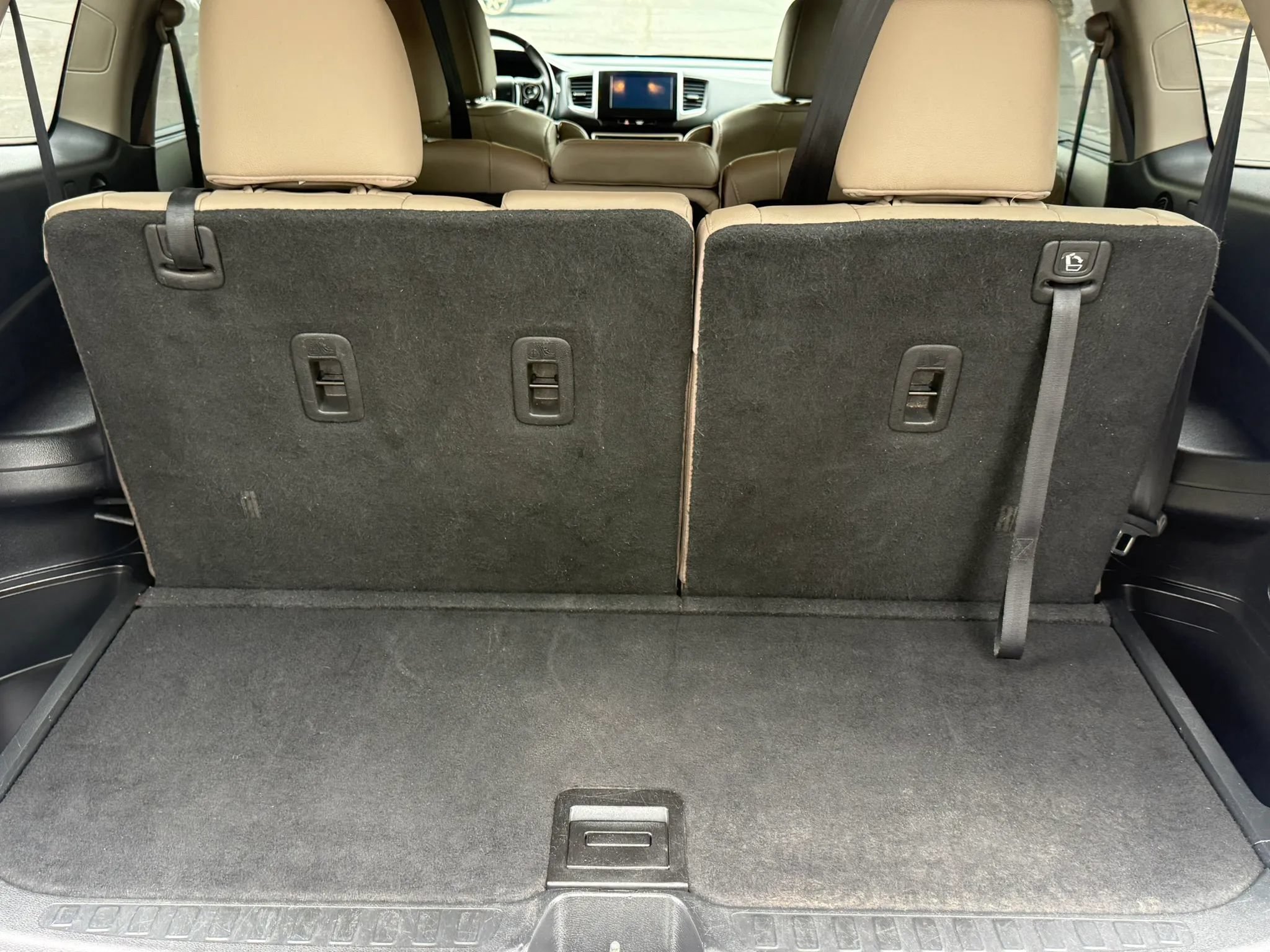 Used 2016 Honda Pilot Touring image 35