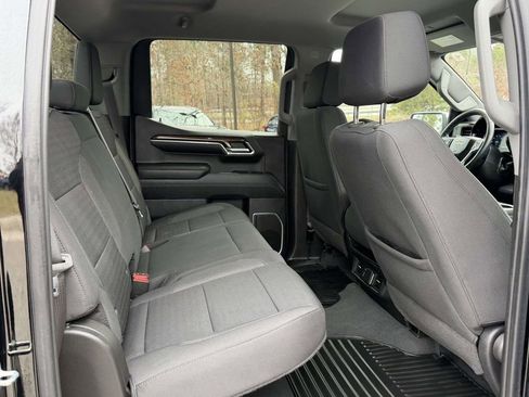 Used 2023 Chevrolet Silverado 1500 LT image 13