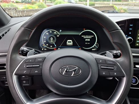 Used 2023 Hyundai Sonata SEL Plus w/ Preferred Accessory Package FWD image 22