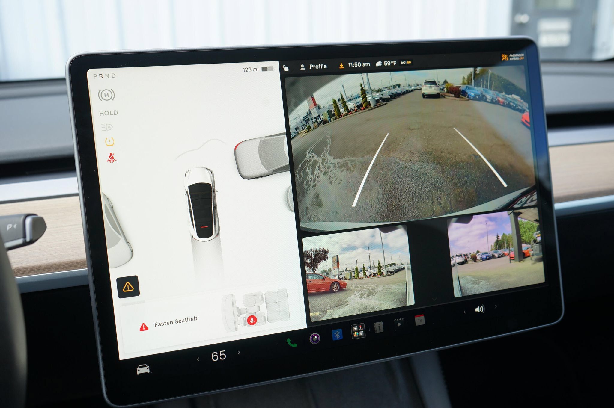 Used 2022 Tesla Model Y Performance AWD/4WD image 16