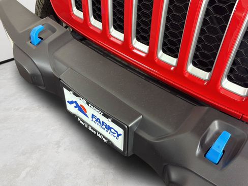 Used 2023 Jeep Wrangler Unlimited Sahara w/ Cold Weather Group AWD/4WD image 44