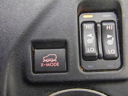 Used 2019 Subaru Crosstrek 2.0i Limited w/ Moonroof Package w/Navigation image 16