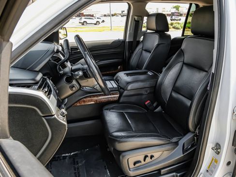 Used 2020 Chevrolet Tahoe Premier AWD/4WD image 30