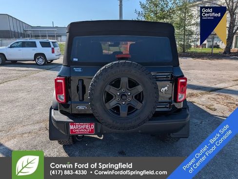 Used 2022 Ford Bronco Black Diamond image 5