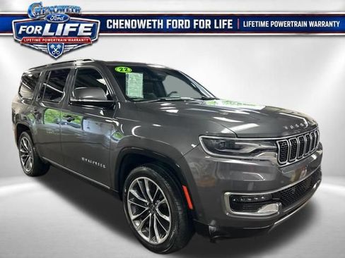 Used 2022 Jeep Wagoneer Series III w/ Premium Group I AWD/4WD image 8