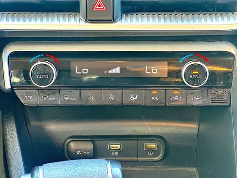 Used 2023 Kia K5 LXS image 15