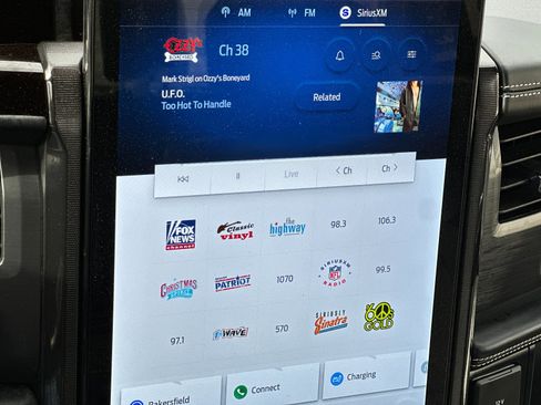 Certified 2024 Ford F150 Lightning Platinum image 18