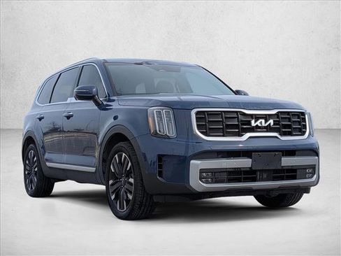 Used 2023 Kia Telluride SX Prestige image 3