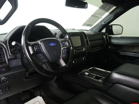 Used 2021 Ford Expedition Max Limited RWD image 12