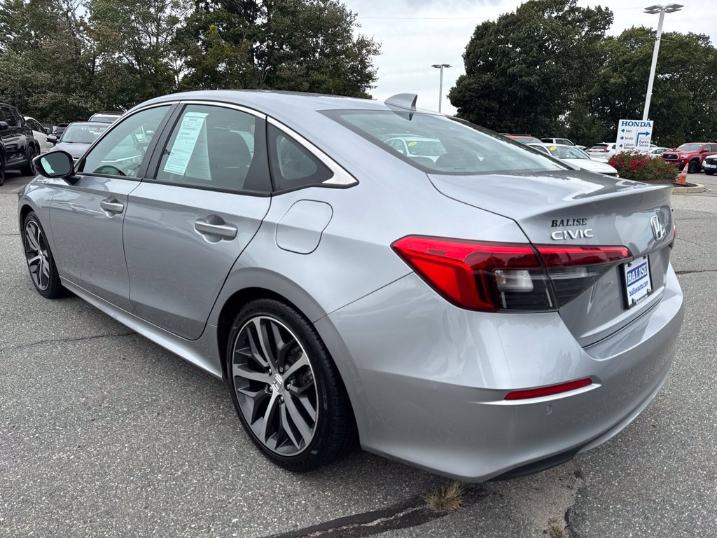Used 2024 Honda Civic Touring image 7