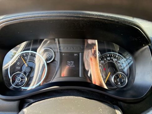 Used 2022 RAM 5500 Tradesman w/ Chrome Appearance Group image 16