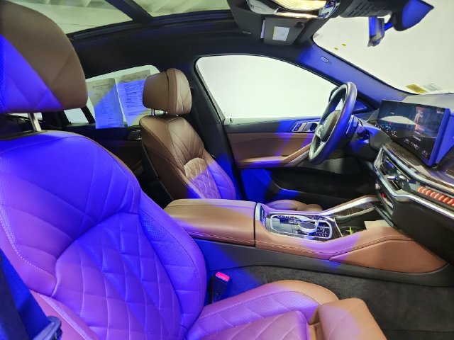 Used 2025 BMW X6 xDrive40i AWD/4WD image 22