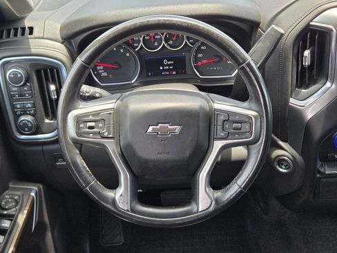Used 2019 Chevrolet Silverado 1500 LT Trail Boss w/ Convenience Package AWD/4WD image 19