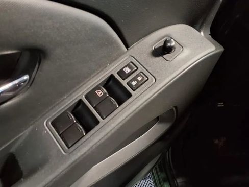 Used 2022 Nissan Frontier SV w/ Technology Package AWD/4WD image 18