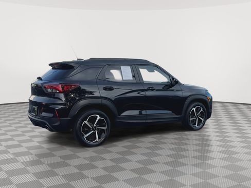 Used 2023 Chevrolet TrailBlazer RS w/ Sun and Liftgate Package FWD image 8