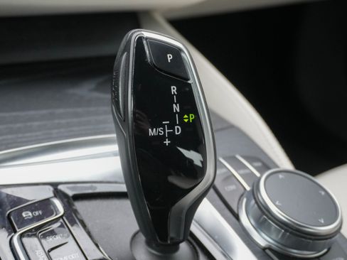 Certified 2023 BMW 540i w/ Dynamic Handling Package image 27