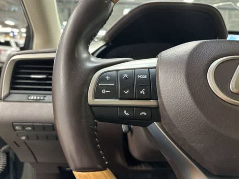 Used 2018 Lexus RX 350L FWD image 17