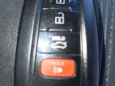 Used 2019 Toyota Avalon Touring w/ Advanced Safety Package FWD image 24