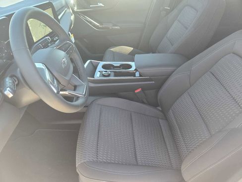 Used 2026 Chevrolet Equinox LT w/ Midnight Edition FWD image 7