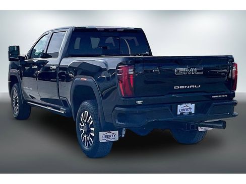 New 2026 GMC Sierra 3500 Denali Ultimate AWD/4WD image 3
