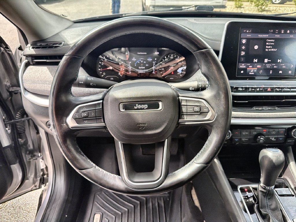 Used 2022 Jeep Compass Latitude w/ Convenience Group AWD/4WD image 11