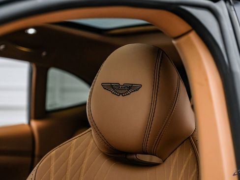 Used 2023 Aston Martin DBX 707 image 40