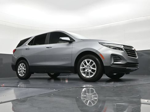 Used 2024 Chevrolet Equinox LT FWD image 26