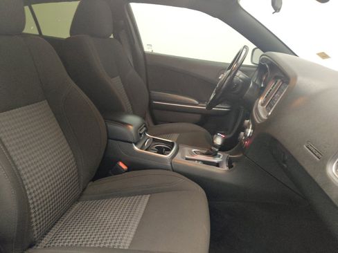 Used 2023 Dodge Charger SXT RWD image 21