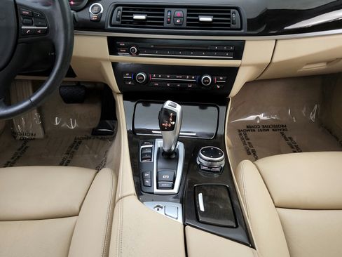 Used 2014 BMW 528i xDrive Sedan AWD/4WD image 24