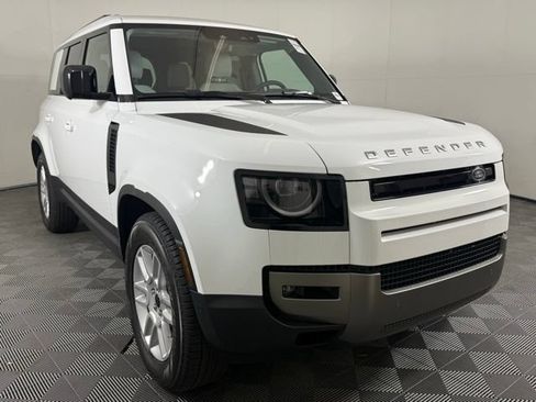 Used 2026 Land Rover Defender 110 S AWD/4WD image 10