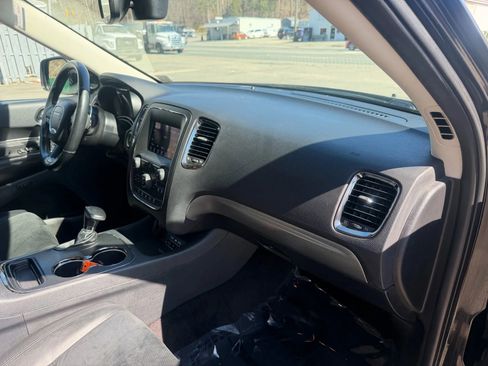 Used 2018 Dodge Durango GT image 19