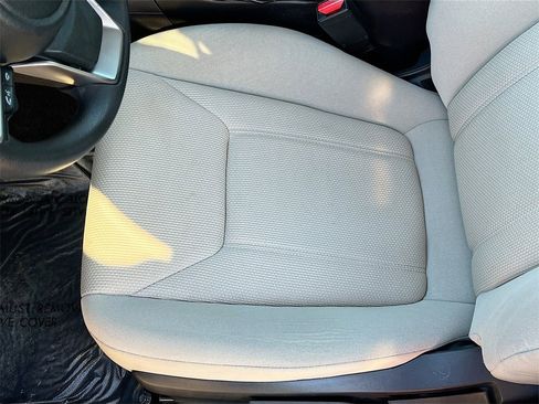 Used 2019 Subaru Impreza 2.0i Premium image 18