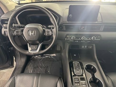 Used 2024 Honda Pilot Elite image 36