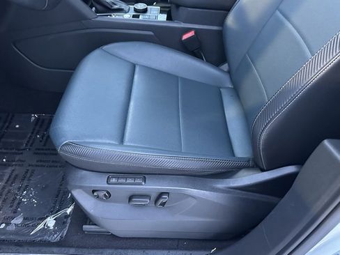 Used 2021 Volkswagen Atlas Cross Sport SEL image 28