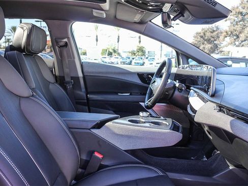 Used 2025 Cadillac Optiq Sport 2 w/ LPO, Floor Liner Package image 21