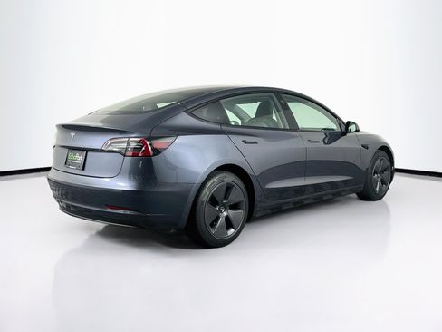 Used 2023 Tesla Model 3 Standard Range RWD image 9
