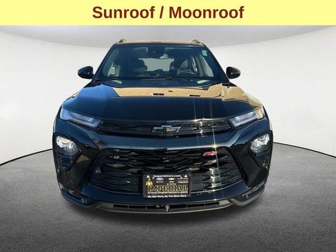 Used 2023 Chevrolet TrailBlazer RS w/ Sun and Liftgate Package image 4