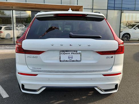 Used 2026 Volvo XC60 B5 Ultra w/ Protection Package Premier AWD/4WD image 5