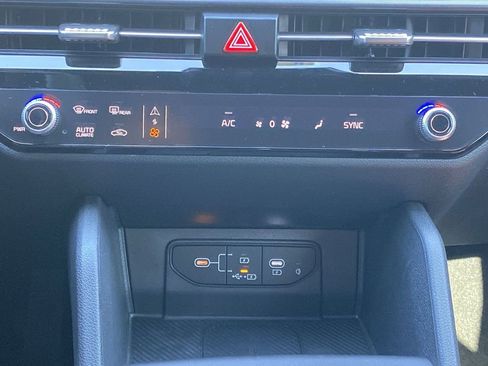 New 2026 Kia Sportage SX image 17