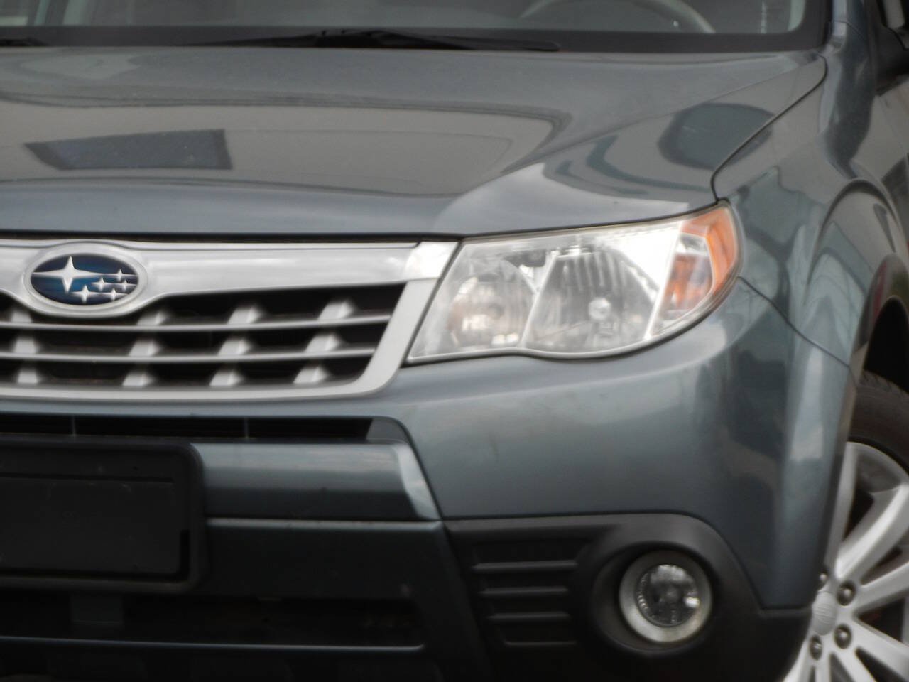 Used 2013 Subaru Forester 2.5X Premium w/ All-Weather Pkg AWD/4WD image 5