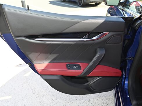 Certified 2022 Maserati Ghibli Modena Q4 image 38