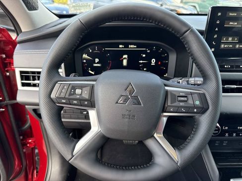New 2026 Mitsubishi Outlander SE FWD image 42