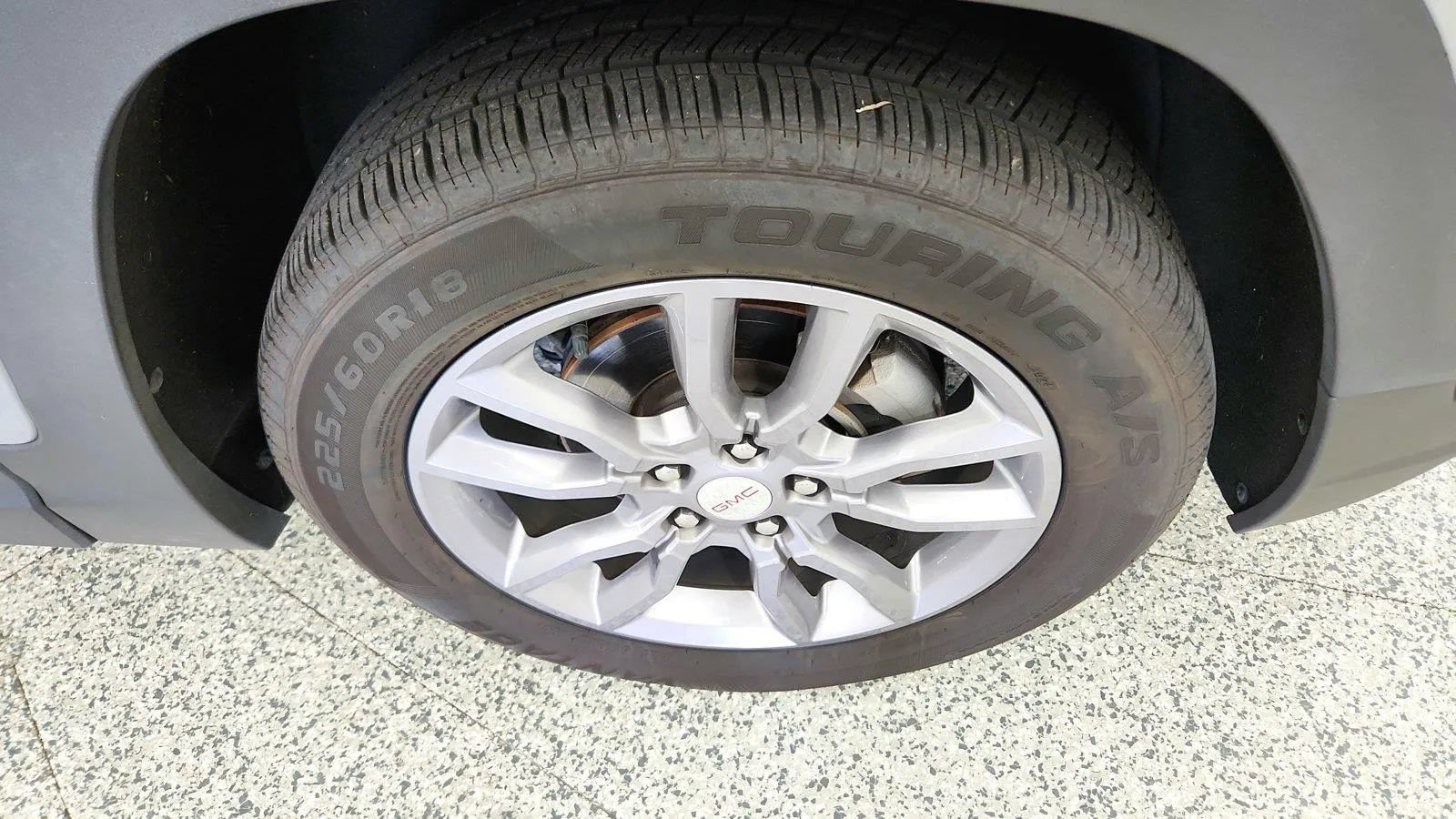 Used 2024 GMC Terrain SLT AWD/4WD image 37