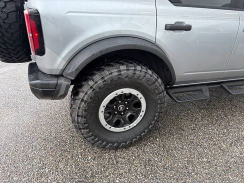 Used 2023 Ford Bronco Badlands AWD/4WD image 5