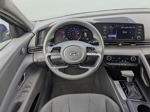 Used 2023 Hyundai Elantra SEL FWD image 12