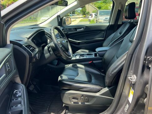 Used 2022 Ford Edge Titanium AWD/4WD image 26