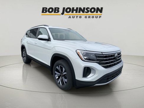 New 2026 Volkswagen Atlas SE AWD/4WD image 1