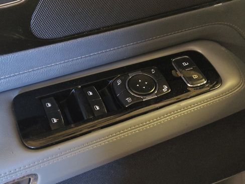 Used 2020 Lincoln Aviator Reserve w/ Class IV Trailer Tow Package image 27