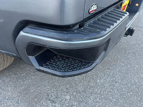 Used 2022 Chevrolet Silverado 1500 RST image 36